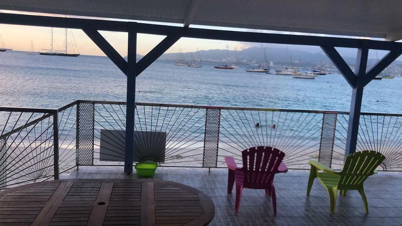 Chambres Les Pieds Dans L'Eau Residence Cypria Les Trois-Ilets Homestay
