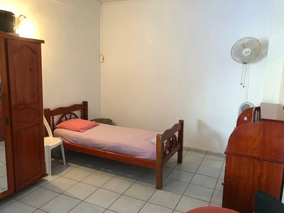 Homestay Chambres Les Pieds Dans L'Eau Residence Cypria Les Trois-Ilets